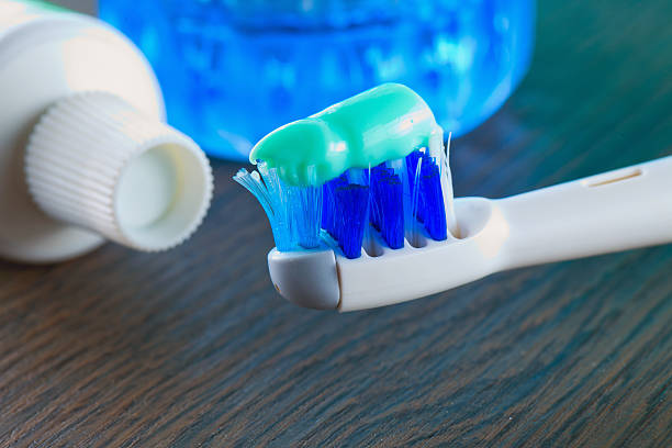 Fluoride-Free-Toothpaste-remove-cavities-at-home