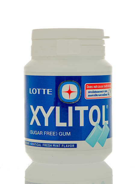 Xylitol-Gum-natural-remove-cavities-at-home